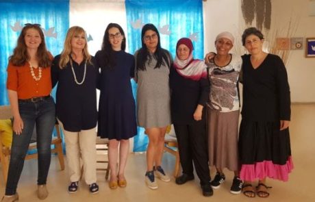 רשמי סיור מנהלת האגף במעונות באזור ירושלים