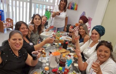 איך משלבים ילדים חילונים וילדים חרדים במעון אחד של ויצו?